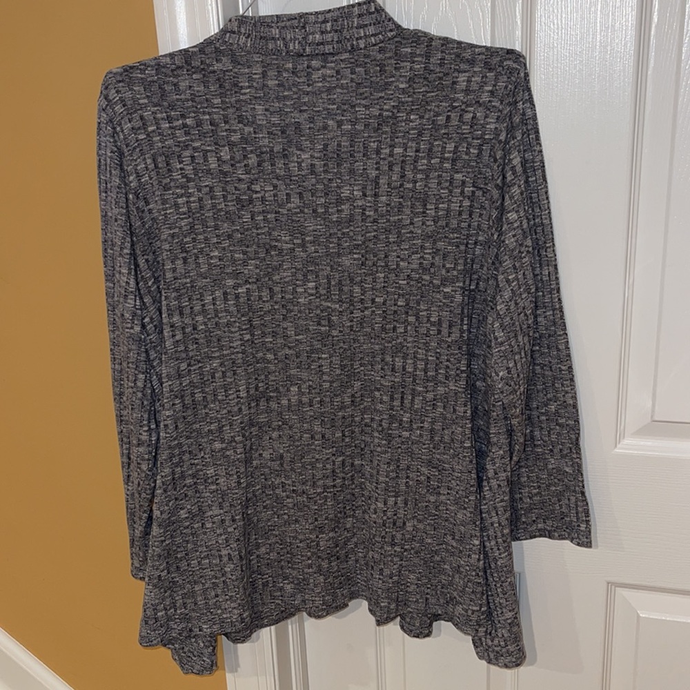 Cardigan - Picture 4 of 4